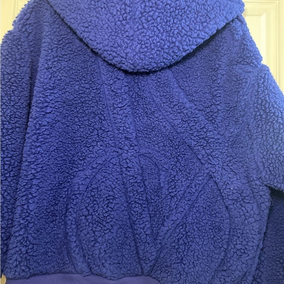 Victoria secret Sherpa hoodie size large - Picture 3 of 9